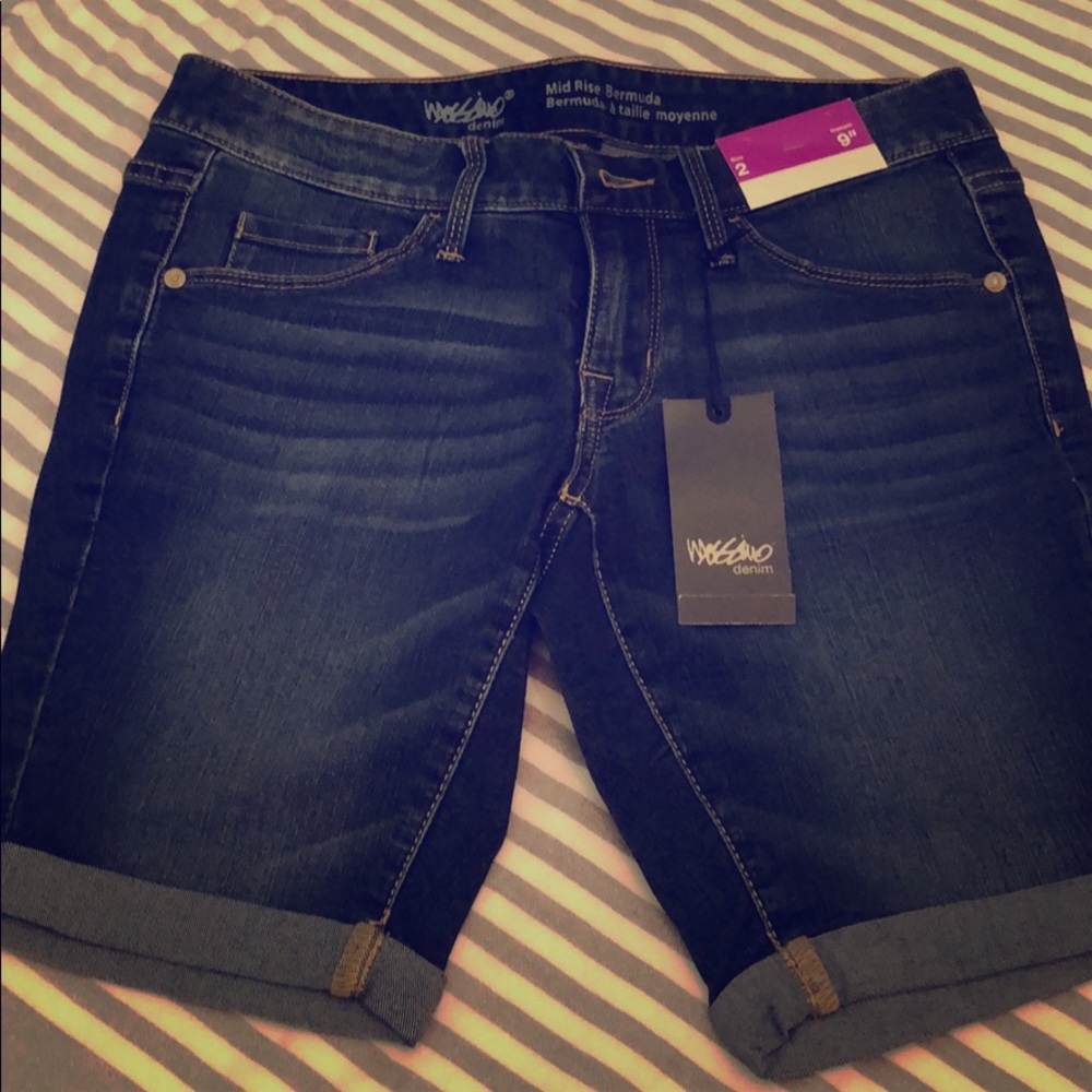 Women short